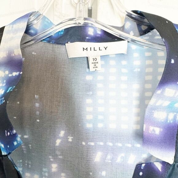 Milly City Scape 1/4 Button Pullover Collarless Blouse Blue Women’s Size 10 - Picture 5 of 7